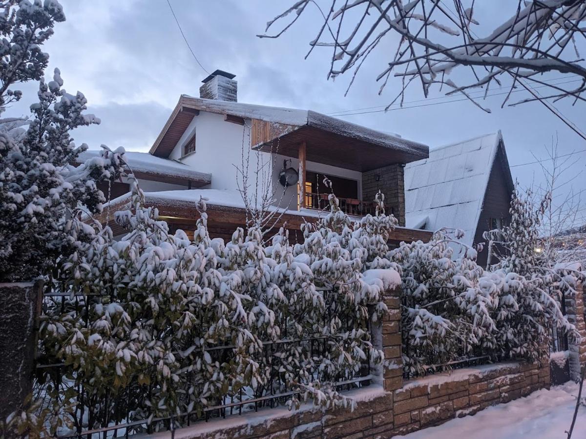 Citizen Kane Lodge - Hospedaje Gourmet Сан-Карлос-де-Барилоче Экстерьер фото