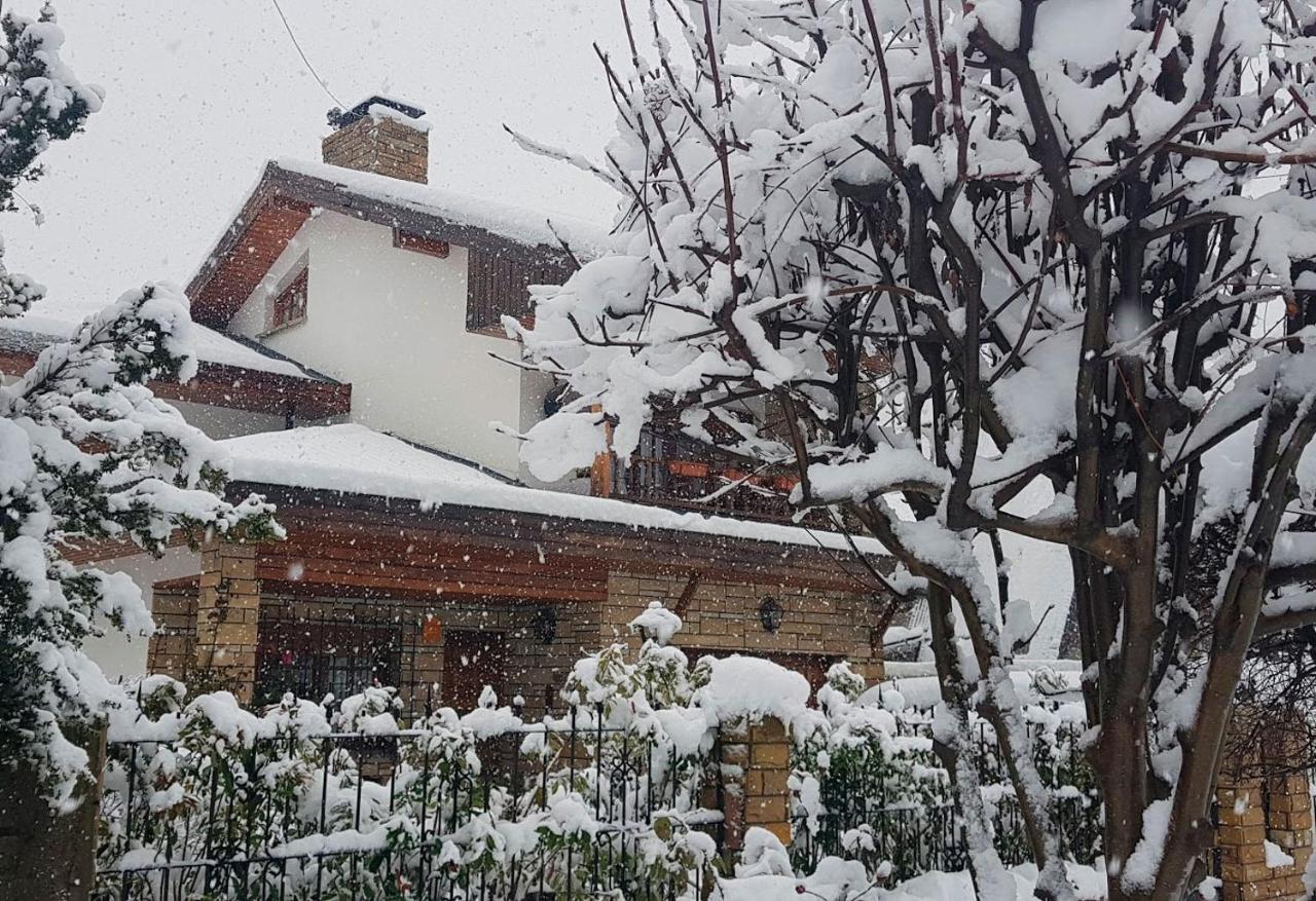 Citizen Kane Lodge - Hospedaje Gourmet Сан-Карлос-де-Барилоче Экстерьер фото