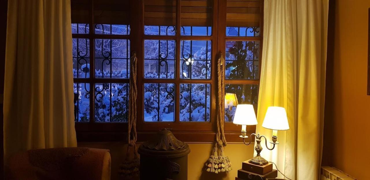 Citizen Kane Lodge - Hospedaje Gourmet Сан-Карлос-де-Барилоче Экстерьер фото