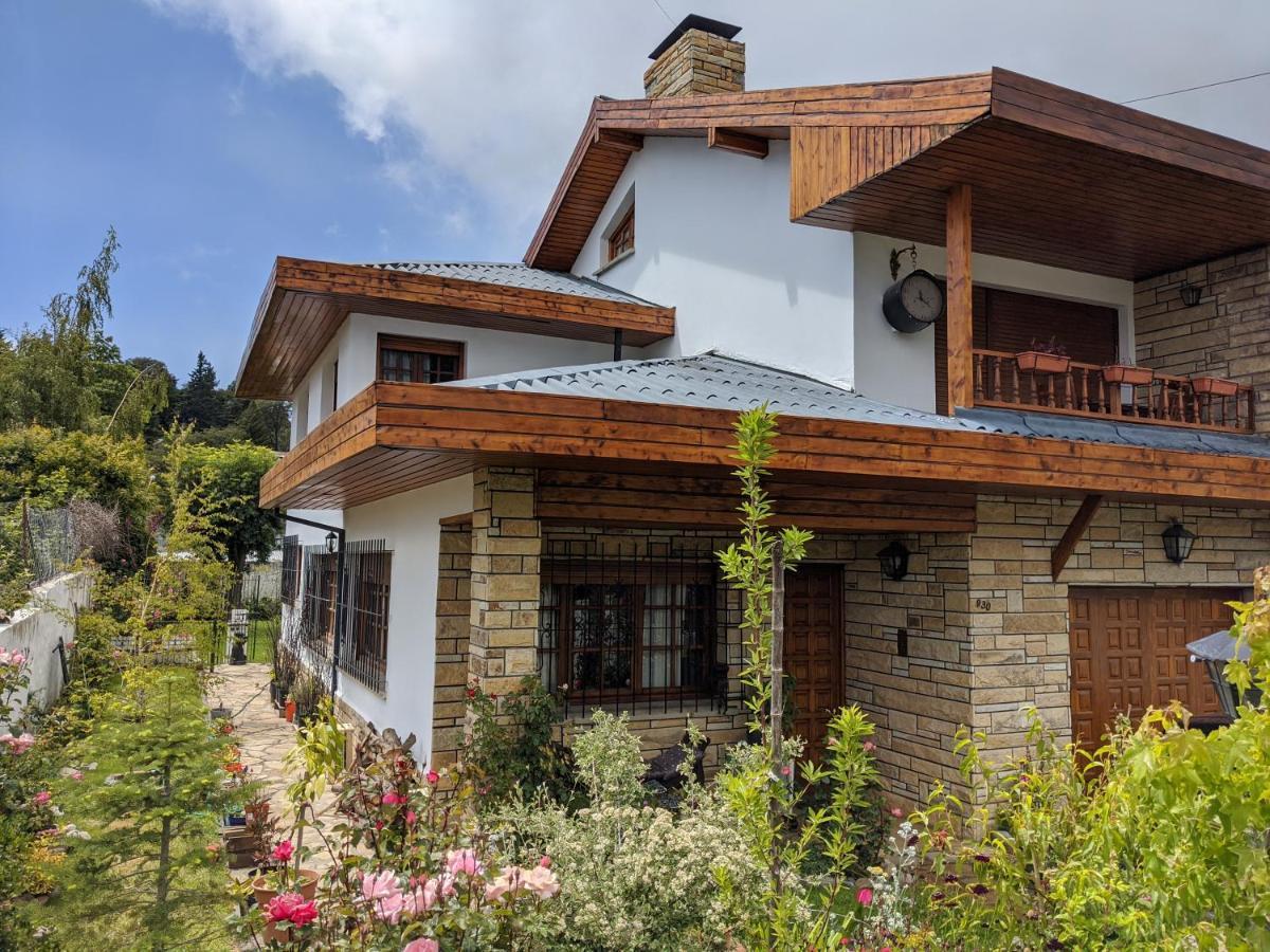 Citizen Kane Lodge - Hospedaje Gourmet Сан-Карлос-де-Барилоче Экстерьер фото